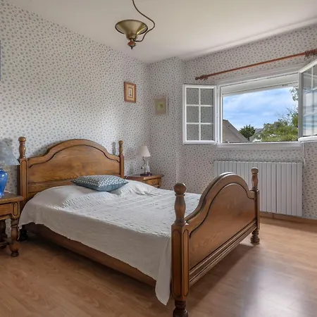 Hébergement de vacances 400m De La Plage, Maison De Famille Pour 7 *